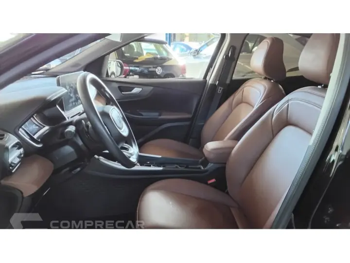 FASTBACK 1.0 TURBO 200 FLEX CVT