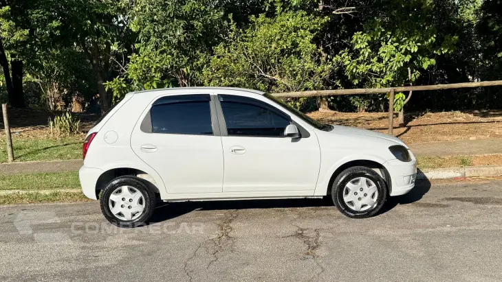 CELTA 1.0 MPFI LT 8V