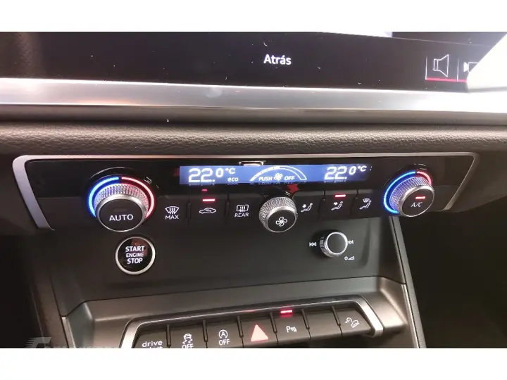 Q3 2.0 40 TFSI GASOLINA SPORTBACK PERFORMANCE BLACK QUATTRO