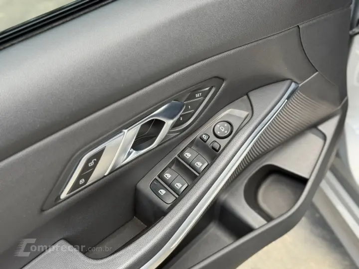 320iA 2.0 Turbo/ActiveFlex 16V/GP  4p