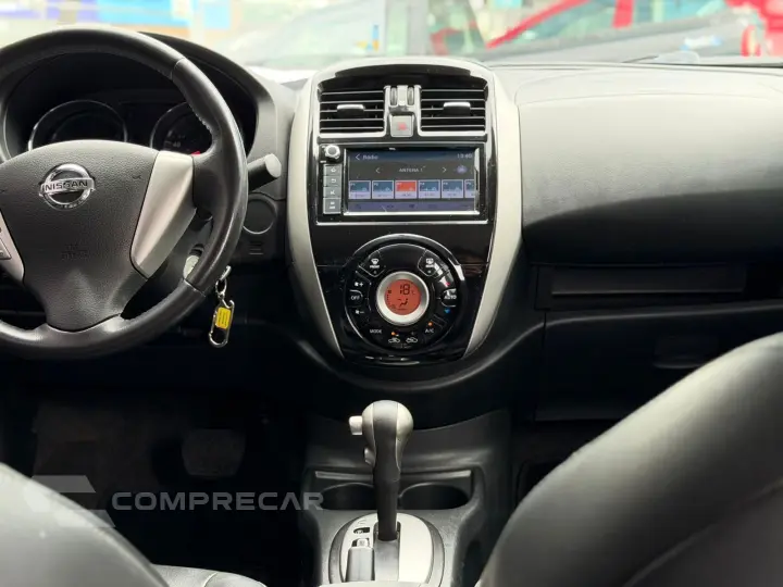 VERSA SL 1.6 16V FlexStart 4p Aut.
