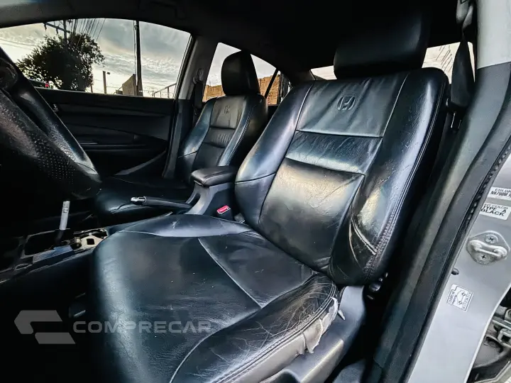 CITY 1.5 LX Sedan 16V