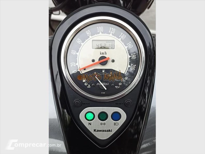 VULCAN 900 CLASSIC