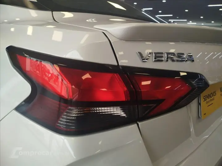 VERSA 1.6 16V FLEX EXCLUSIVE XTRONIC