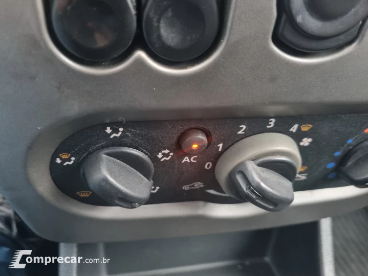 SANDERO 1.0 Expression 16V