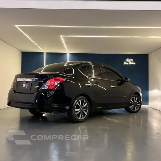 VERSA SL 1.6 16V FlexStart 4p Aut.