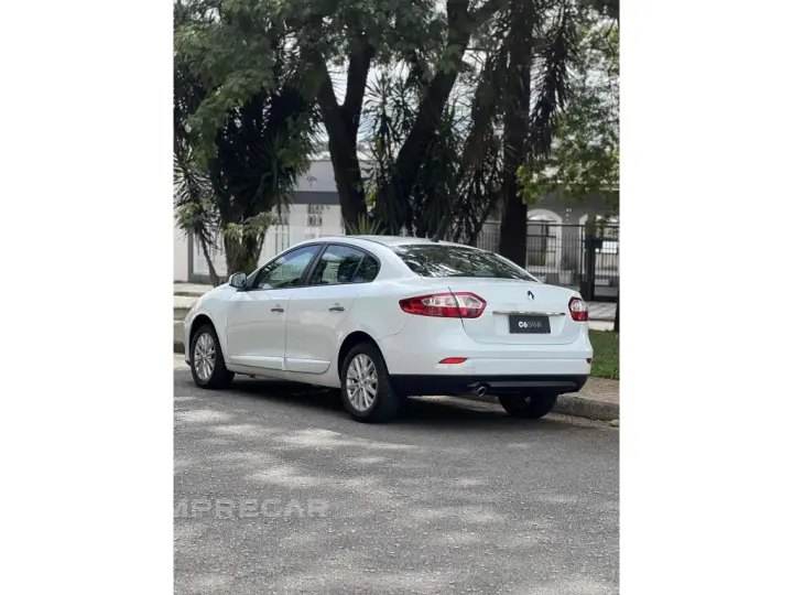 FLUENCE 2.0 DYNAMIQUE PLUS 16V FLEX 4P AUTOMÁTICO
