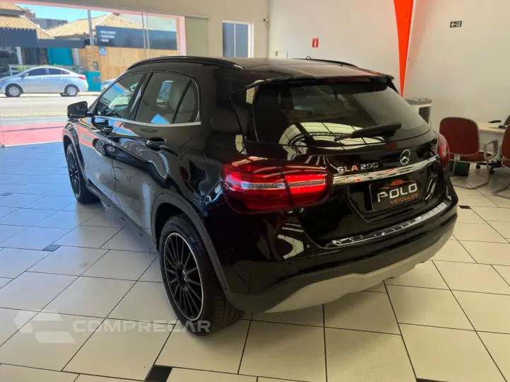 GLA 200 1.6 CGI STYLE 7G-DCT MERCEDES-BENZ