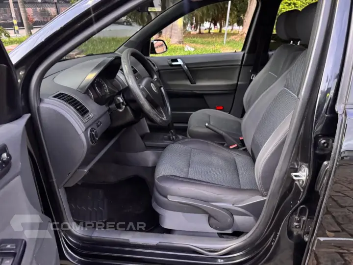 Polo SPORTLINE 1.6 Mi Total Flex 8V 5p