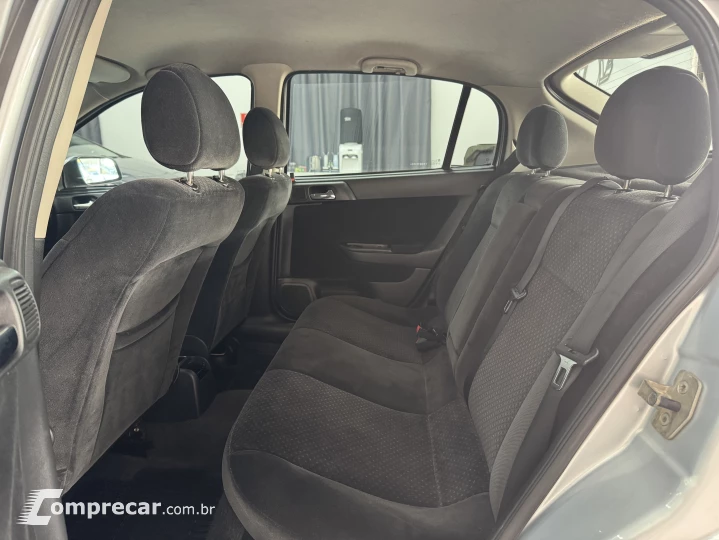 ASTRA 2.0 MPFI Advantage 8V