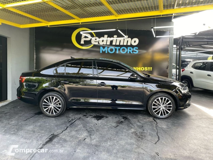 Jetta 1.4 16V 4P TSI CONFORTLINE AUTOMÁTICO