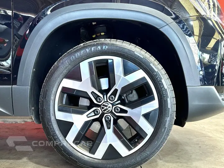 TAOS 1.4 250 TSI TOTAL FLEX HIGHLINE AUTOMÁTICO