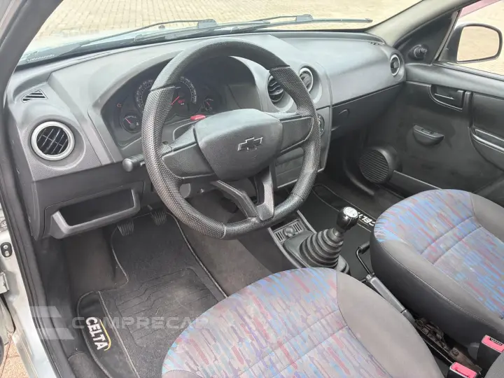 CELTA 1.0 MPFI Life 8V