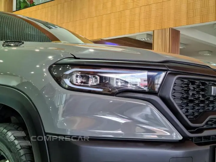 RAMPAGE REBEL HURR. 4 2.0 TB CD 4X4 AUT