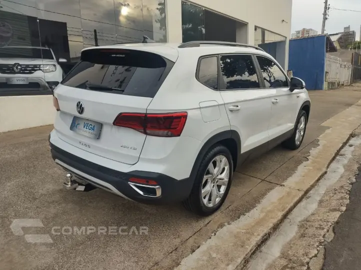 TAOS Comfortline 1.4 250 TSI Flex Aut.