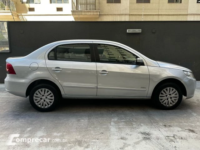 VOYAGE - 1.0 MI 8V 4P MANUAL