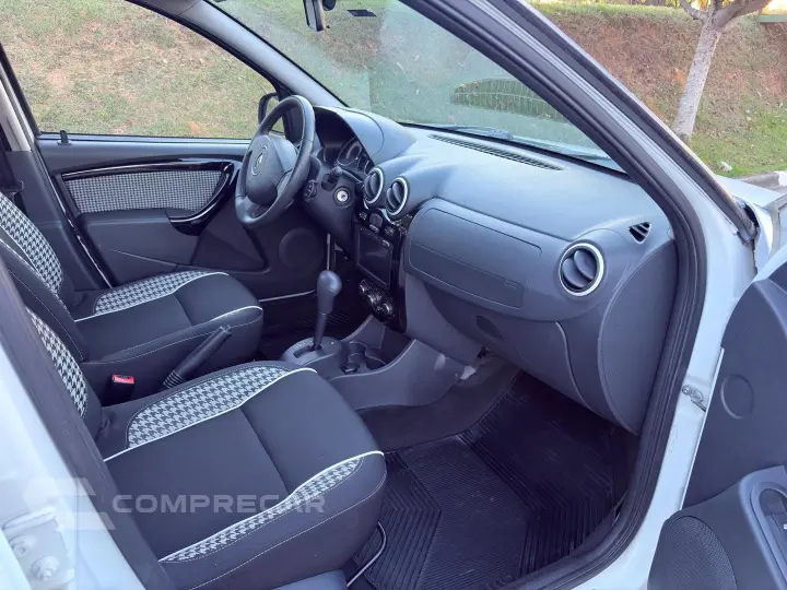 SANDERO 1.6 STEPWAY 16V FLEX 4P AUTOMÁTICO