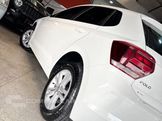 POLO - 1.0 200 TSI COMFORTLINE AUTOMÁTICO