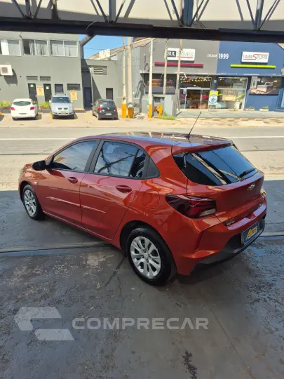ONIX HATCH LT 1.0 12V Flex 5p Mec.