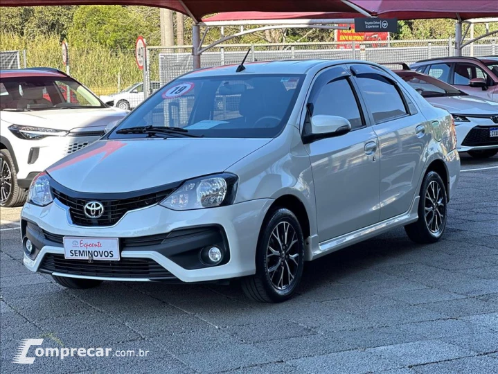 ETIOS 1.5 PLATINUM SEDAN 16V FLEX 4P AUTOMÁTICO