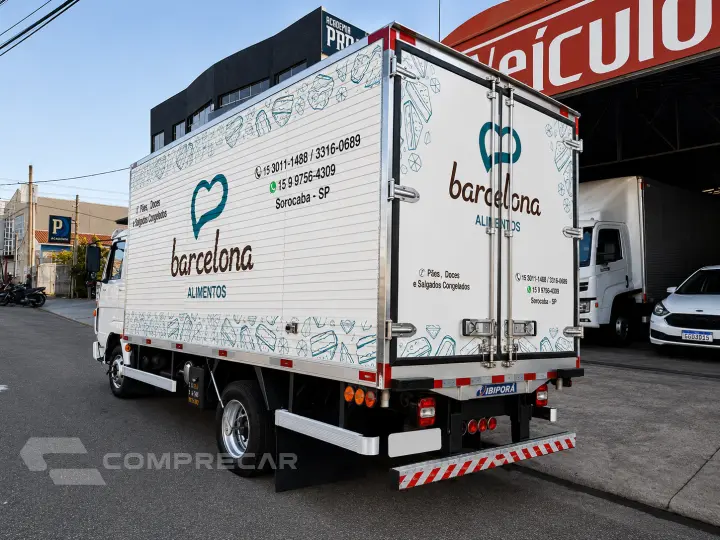 Delivery 10.160 + Baú Refrigerado