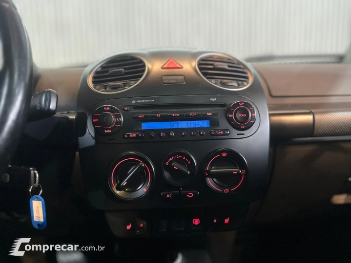 NEW BEETLE 2.0 MI 8V GASOLINA 2P TIPTRONIC