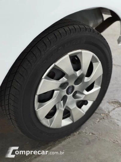 Courier 1.6 L/ 1.6 Flex