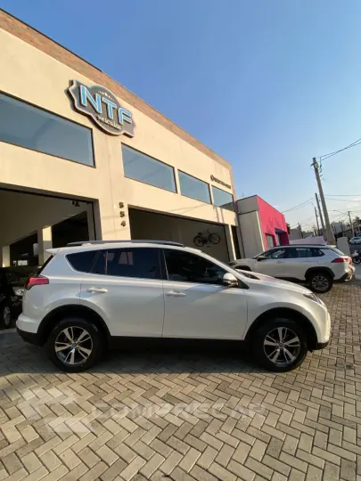 RAV4 2.0 4x2 16V Aut.