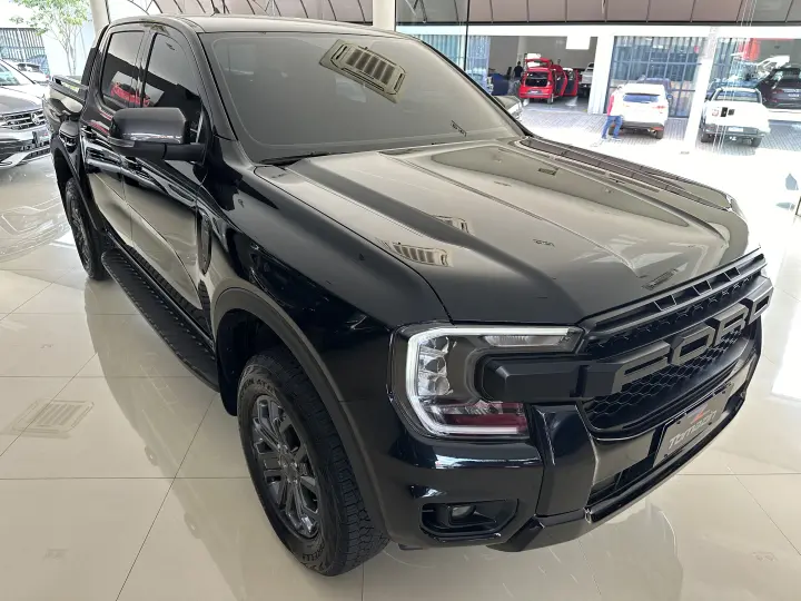 RANGER 2.0 Turbo CD Black 4X2