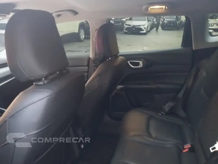 Compass 1.3 16V 4P FLEX LONGITUDE T270 TURBO AUTOMÁTICO