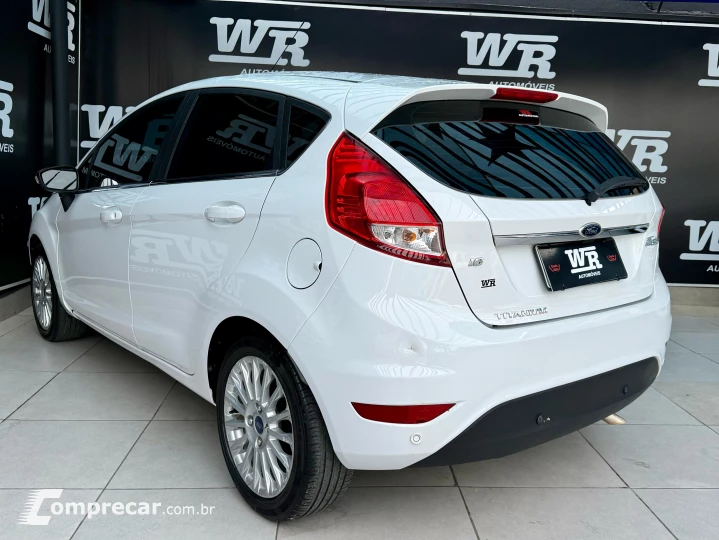 FIESTA 1.6 Titanium Hatch 16V