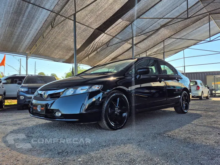 Civic 1.8 Lxs 16V Gasolina 4P Automático