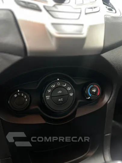 FIESTA 1.6 SE Sedan 16V