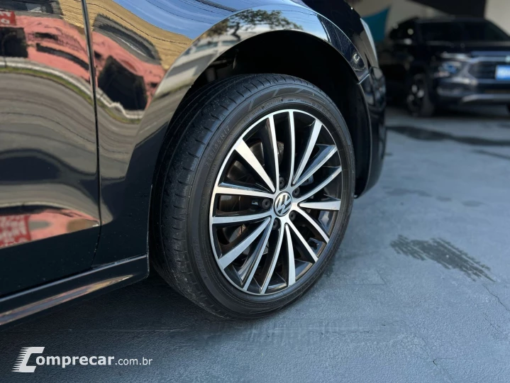 JETTA 2.0 TSI Highline 211cv