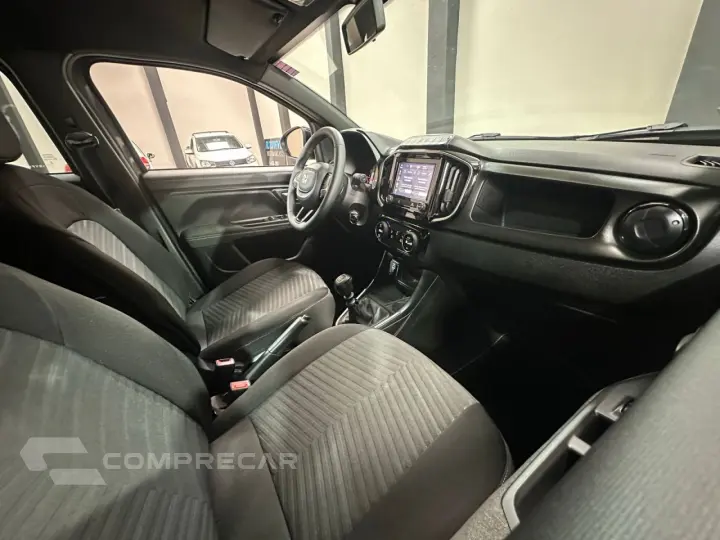 Strada 1.3 4P FIREFLY FLEX VOLCANO CABINE DUPLA