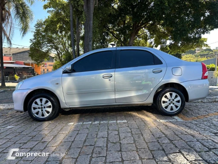 ETIOS XS Sedan1.5 Flex 16V 4p Mec.