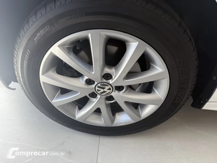 Jetta 2.0 4P CONFORTLINE TIPTRONIC AUTOMÁTICO