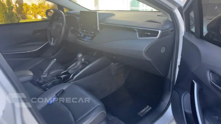 COROLLA 1.8 VVT-I Hybrid Altis