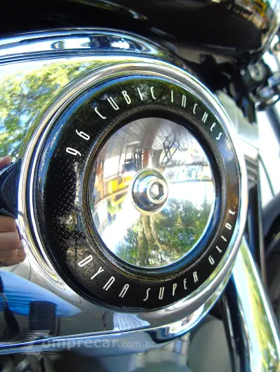 HARLEY-DAVIDSON DYNA SUPER GLIDE FXD