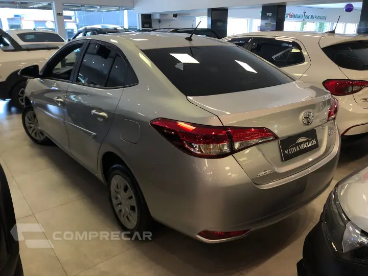 Yaris 1.5 16V Flex Sedan Xl Multidrive