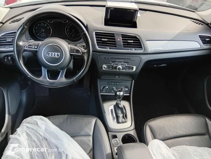 Q3 2.0 4P TFSI AMBIENTE QUATTRO S-TRONIC AUTOMÁTICO