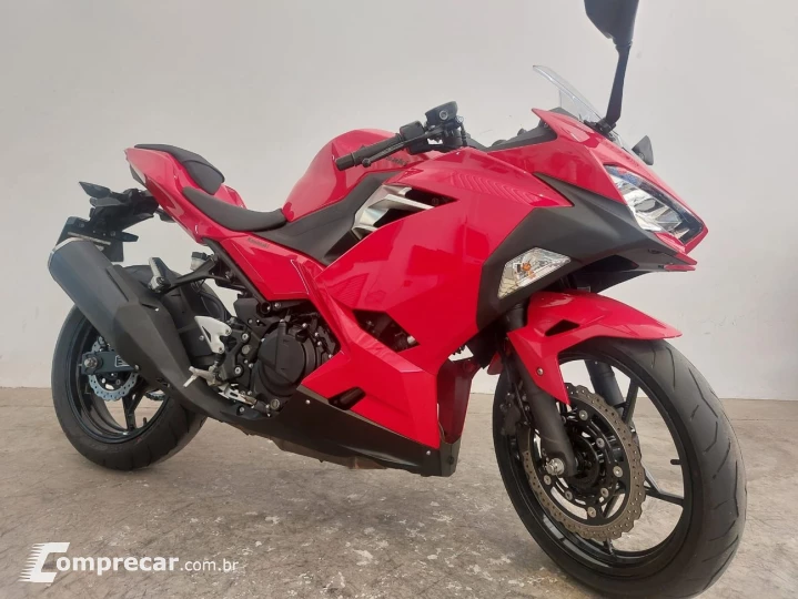 KAWASAKI NINJA 400