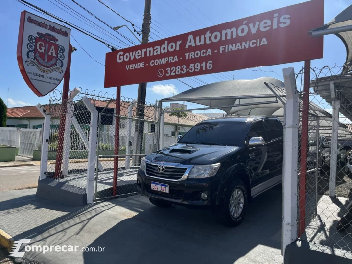 Hilux Caminhonete 3.0 16V 4P 4X4 SRV TURBO DIESEL CABINE DUP
