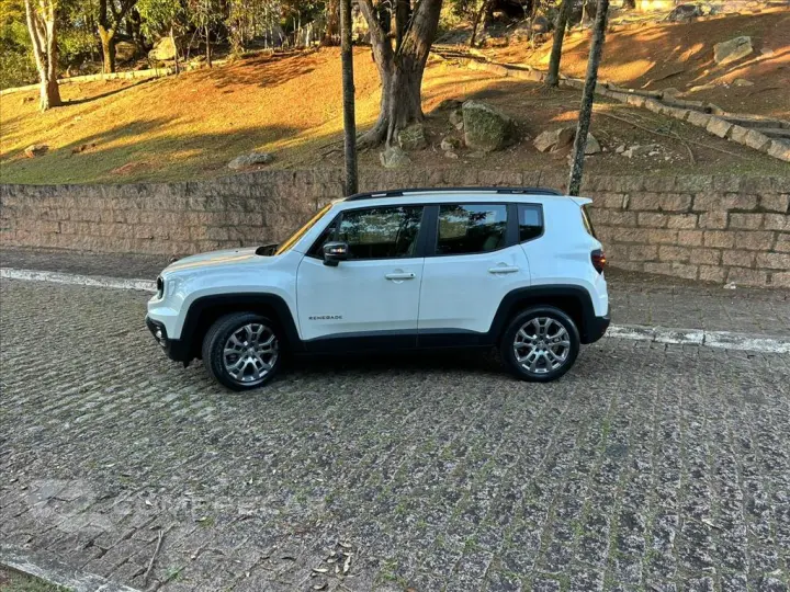 RENEGADE 1.3 T270 TURBO FLEX LONGITUDE AT6