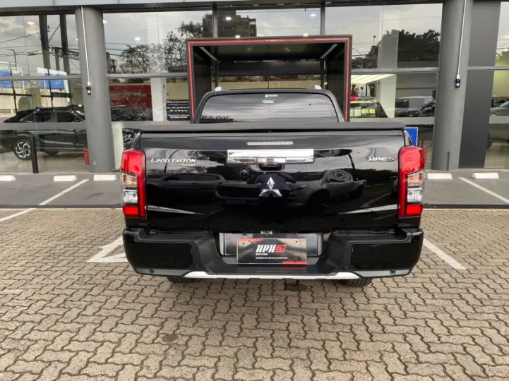 L200 TRITON 2.4 16V Turbo Sport Hpe-s CD 4X4