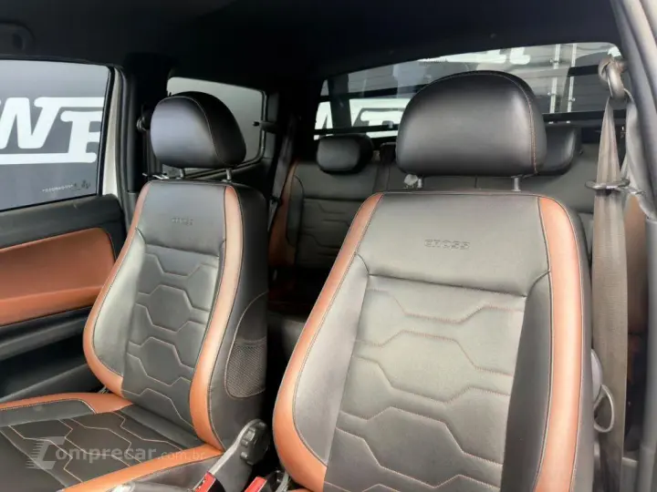 SAVEIRO 1.6 Cross CD 16V