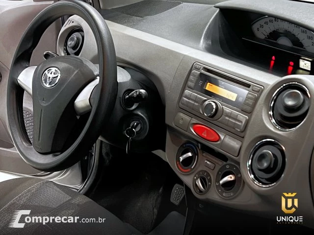 ETIOS HATCH - 1.3 XS 16V 4P MANUAL