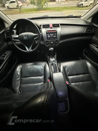 CITY 1.5 DX Sedan 16V