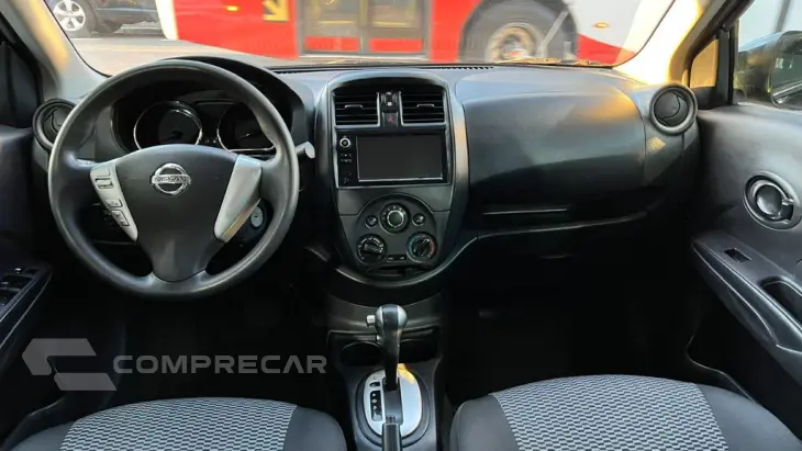 VERSA Special Ed. 1.6 16V FlexStart Aut.