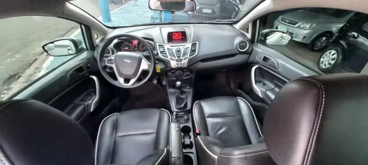 FIESTA 1.6 SE Hatch 16V